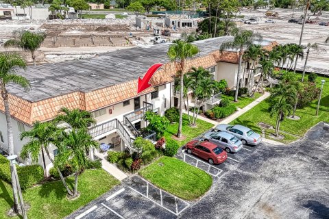 Copropriété à vendre à Lake Worth, Floride: 2 chambres, 73.39 m2 № 2178336 - photo 2