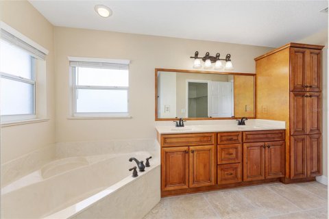 House in Ocala, Florida 4 bedrooms, 222.32 sq.m. № 2149660 - photo 27