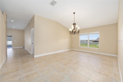 House in Ocala, Florida 4 bedrooms, 222.32 sq.m. № 2149660 - photo 11
