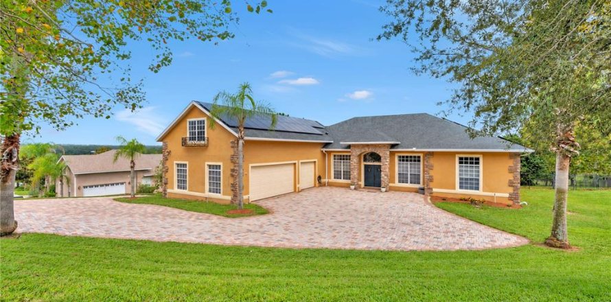 Villa ou maison à Clermont, Floride 4 chambres, 351.36 m2 № 2430677