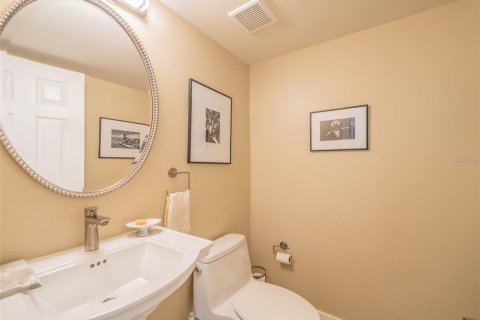 House in Winter Park, Florida 4 bedrooms, 289.95 sq.m. № 1519323 - photo 7