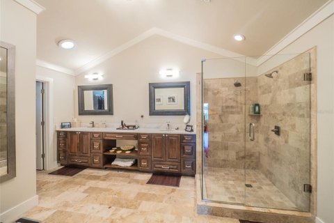 House in Winter Park, Florida 4 bedrooms, 289.95 sq.m. № 1519323 - photo 5