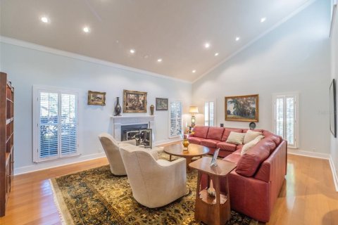 House in Winter Park, Florida 4 bedrooms, 289.95 sq.m. № 1519323 - photo 18