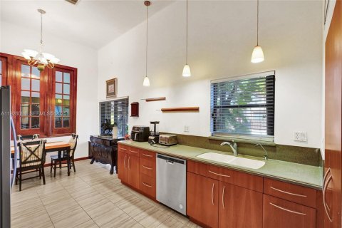 Casa en venta en Hallandale Beach, Florida, 3 dormitorios, 150.87 m2 № 1989352 - foto 20