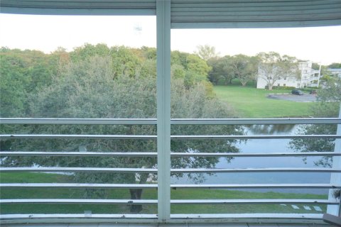 Condo in Deerfield Beach, Florida, 1 bedroom  № 2253581 - photo 26