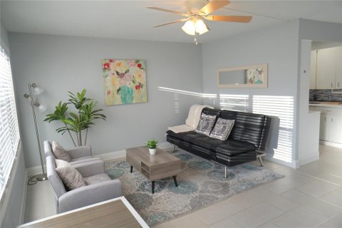 Condo in Deerfield Beach, Florida, 1 bedroom  № 2253581 - photo 4