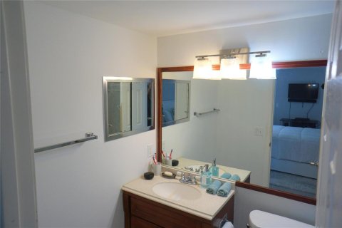Condo in Deerfield Beach, Florida, 1 bedroom  № 2253581 - photo 16