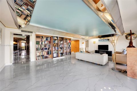 Купить кондоминиум в Майами, Флорида 1 комната, 215.53м2, № 2034891 - фото 7