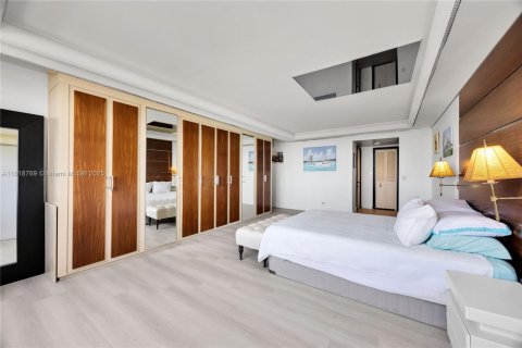 Купить кондоминиум в Майами, Флорида 1 комната, 215.53м2, № 2034891 - фото 18