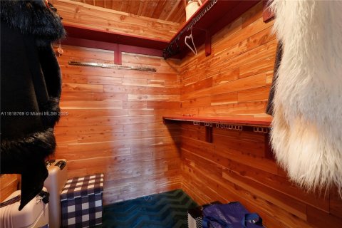 Купить кондоминиум в Майами, Флорида 1 комната, 215.53м2, № 2034891 - фото 25