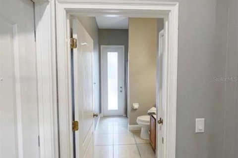 House in DeBary, Florida 5 bedrooms, 318.47 sq.m. № 2096279 - photo 12