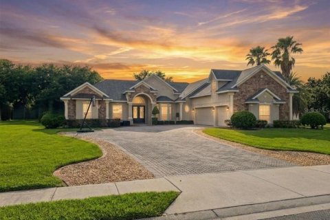 Villa ou maison à DeBary, Floride 5 chambres, 318.47 m2 № 2096279