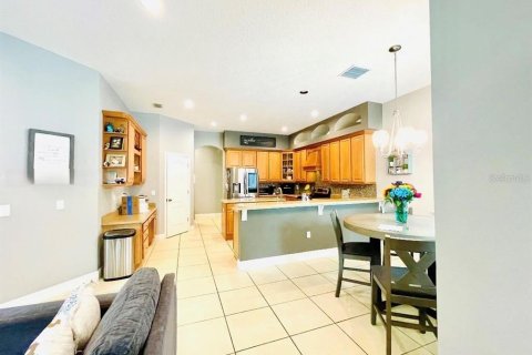 House in DeBary, Florida 5 bedrooms, 318.47 sq.m. № 2096279 - photo 4