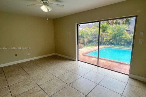 Villa ou maison à louer à Miami, Floride: 4 chambres, 169.18 m2 № 1839356 - photo 26