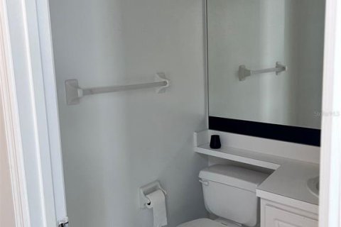 Villa ou maison à louer à Kissimmee, Floride: 4 chambres, 170.85 m2 № 2109630 - photo 3