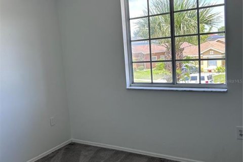 Villa ou maison à louer à Kissimmee, Floride: 4 chambres, 170.85 m2 № 2109630 - photo 9