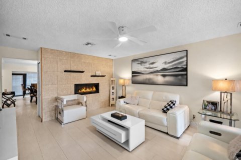 Condominio en alquiler en Boynton Beach, Florida, 2 dormitorios, 130.06 m2 № 2421995 - foto 4