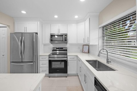 Condominio en alquiler en Boynton Beach, Florida, 2 dormitorios, 130.06 m2 № 2421995 - foto 3