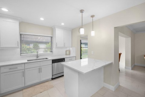 Condominio en alquiler en Boynton Beach, Florida, 2 dormitorios, 130.06 m2 № 2421995 - foto 2
