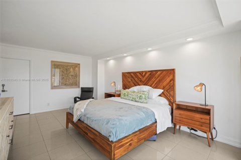 Condominio en venta en Aventura, Florida, 3 dormitorios, 174.66 m2 № 1859157 - foto 19