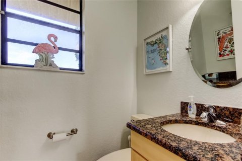 Adosado en venta en Treasure Island, Florida, 2 dormitorios, 141.21 m2 № 2166153 - foto 19