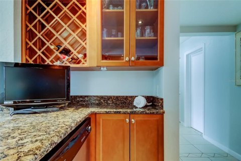 Adosado en venta en Treasure Island, Florida, 2 dormitorios, 141.21 m2 № 2166153 - foto 13