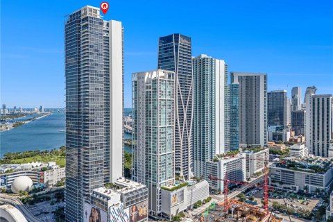 Condominio en venta en Miami, Florida, 2 dormitorios, 280.29 m2 № 1939288 - foto 3