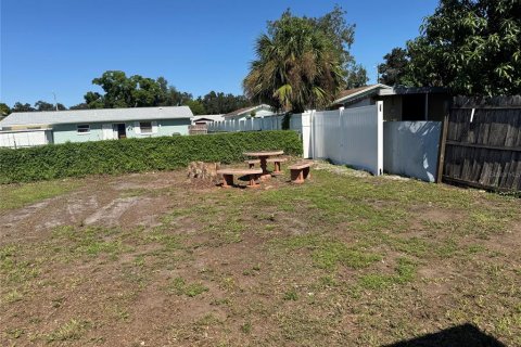 Villa ou maison à louer à Pinellas Park, Floride: 3 chambres, 106.84 m2 № 2414074 - photo 16