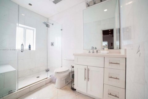 Apartment in Miami, Florida 2 bedrooms, 65.03 sq.m. № 1952669 - photo 10