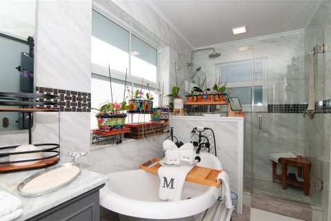 Купить виллу или дом в Мирамар, Флорида 3 комнаты, 202.53м2, № 2114235 - фото 15