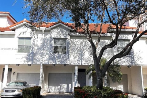 Townhouse in Delray Beach, Florida 2 bedrooms, 121.7 sq.m. № 1942242 - photo 1