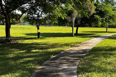 Townhouse in Delray Beach, Florida 2 bedrooms, 121.7 sq.m. № 1942242 - photo 4