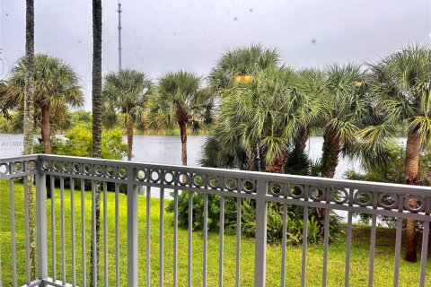 Townhouse in Delray Beach, Florida 2 bedrooms, 121.7 sq.m. № 1942242 - photo 6