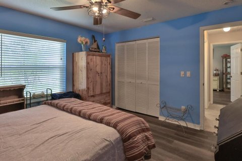 House in Edgewater, Florida 4 bedrooms, 273.5 sq.m. № 2202187 - photo 16