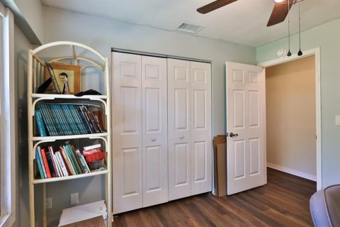 House in Edgewater, Florida 4 bedrooms, 273.5 sq.m. № 2202187 - photo 22