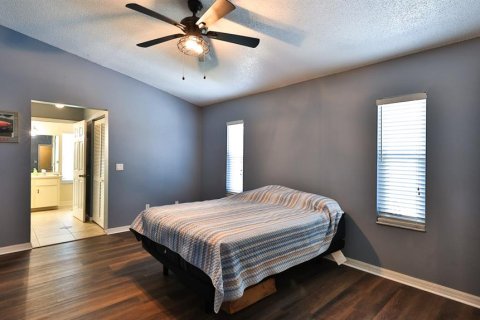 House in Edgewater, Florida 4 bedrooms, 273.5 sq.m. № 2202187 - photo 24