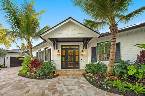 House in Jupiter, Florida 4 bedrooms, 385.08 sq.m. № 2178331 - photo 6