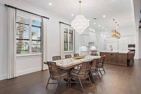 House in Jupiter, Florida 4 bedrooms, 385.08 sq.m. № 2178331 - photo 21