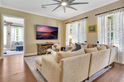 House in Celebration, Florida 4 bedrooms, 372.54 sq.m. № 1912667 - photo 18
