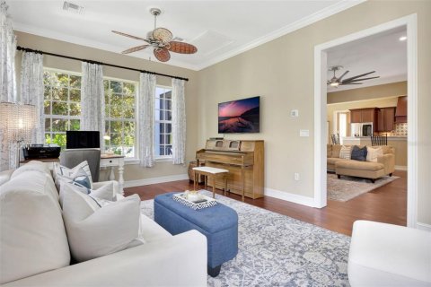 House in Celebration, Florida 4 bedrooms, 372.54 sq.m. № 1912667 - photo 19