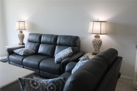 Casa en alquiler en Bradenton, Florida, 2 dormitorios, 131.36 m2 № 1354262 - foto 10