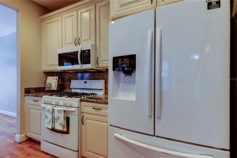 Touwnhouse à vendre à Tampa, Floride: 3 chambres, 152.45 m2 № 1916270 - photo 24