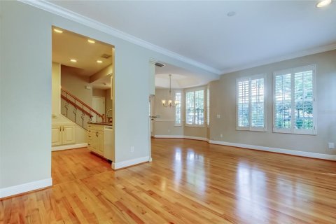 Touwnhouse à vendre à Tampa, Floride: 3 chambres, 152.45 m2 № 1916270 - photo 14