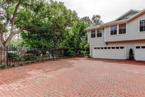Touwnhouse à vendre à Tampa, Floride: 3 chambres, 152.45 m2 № 1916270 - photo 6