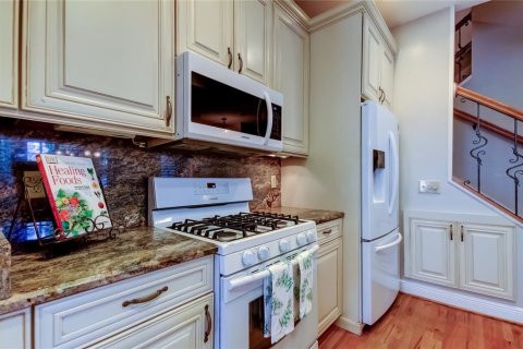 Touwnhouse à vendre à Tampa, Floride: 3 chambres, 152.45 m2 № 1916270 - photo 22