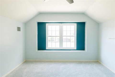 House in Land O' Lakes, Florida 4 bedrooms, 252.23 sq.m. № 1876331 - photo 16