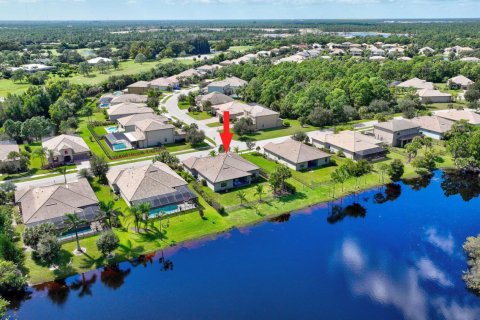 House in Palm City, Florida 3 bedrooms, 237.37 sq.m. № 2426117 - photo 3
