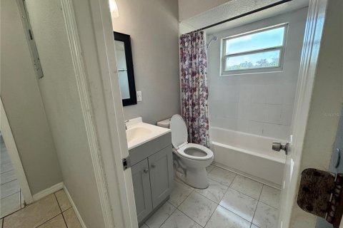 Appartement à louer à Eatonville, Floride: 2 chambres, 83.61 m2 № 2399043 - photo 13