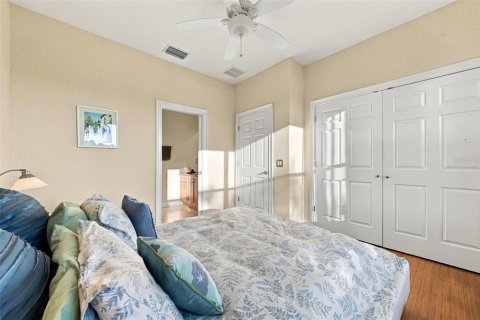 House in Clermont, Florida 4 bedrooms, 259.66 sq.m. № 2418691 - photo 25