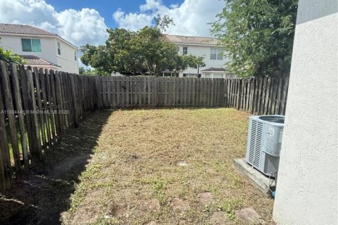 Adosado en alquiler en Homestead, Florida, 4 dormitorios, 163.97 m2 № 1933634 - foto 11